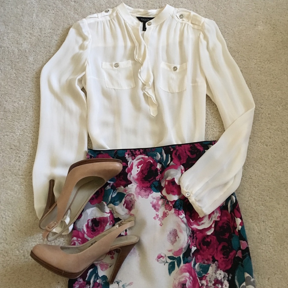 White House Black Market Cream Blouse